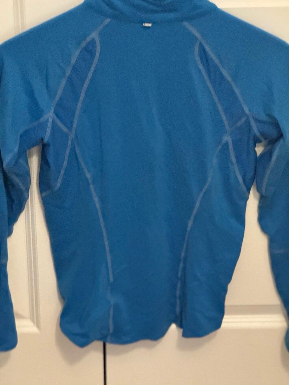Nike Brand, Long-Sleeve Dri-Fit Blue Shirt, Women’s (0-2) XS Athletic Clothing - Picture 9 of 12